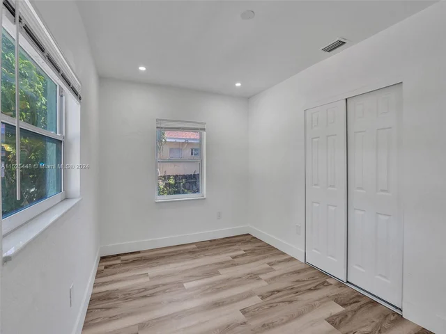 1260 NW 130th St, North Miami FL 33167