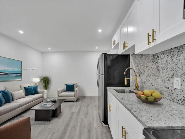 5740 Mayo St # 5, Hollywood FL 33023