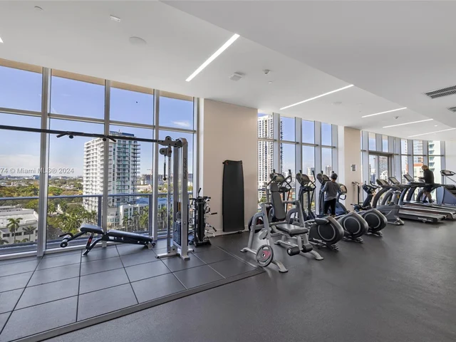 488 NE 18th St # 4205, Miami FL 33132