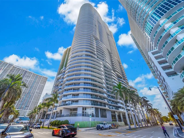 488 NE 18th St # 4205, Miami FL 33132