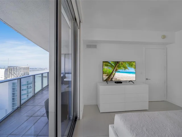 488 NE 18th St # 4205, Miami FL 33132