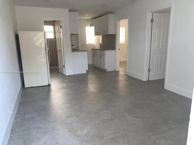 5740 Mayo St # 7, Hollywood FL 33023