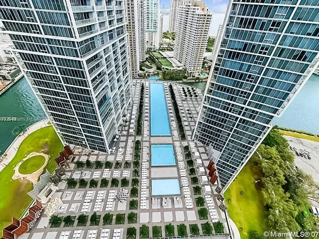 465 Brickell Ave # 5704, Miami FL 33131