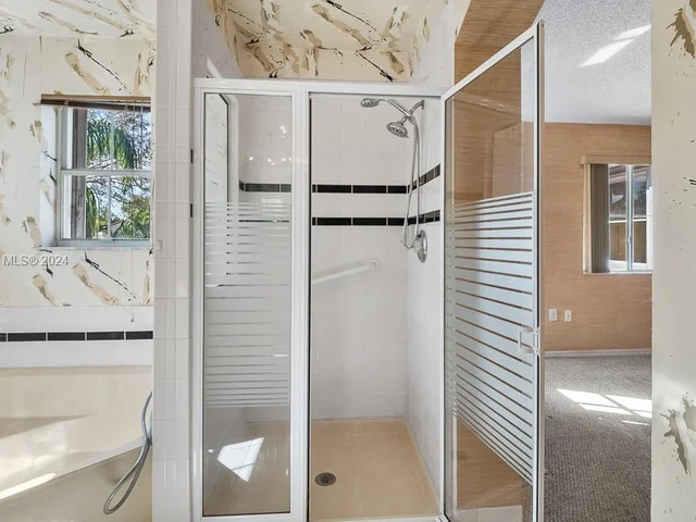 1125 Doveplum St, Hollywood FL 33019