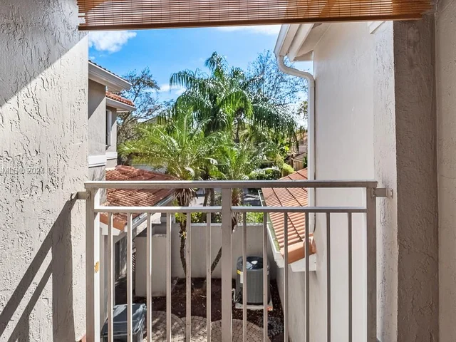 1125 Doveplum St, Hollywood FL 33019