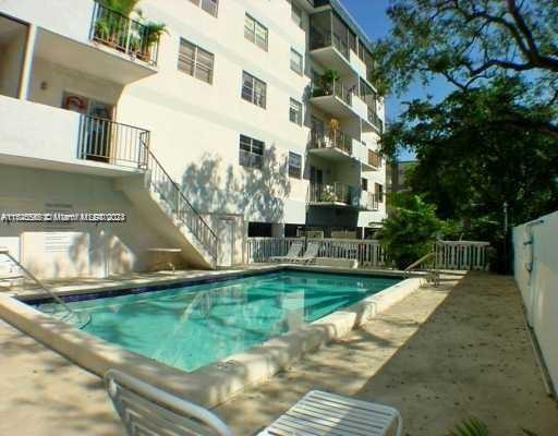 8950 NE 8th Ave # 406, Miami FL 33138
