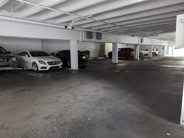 8950 NE 8th Ave # 406, Miami FL 33138