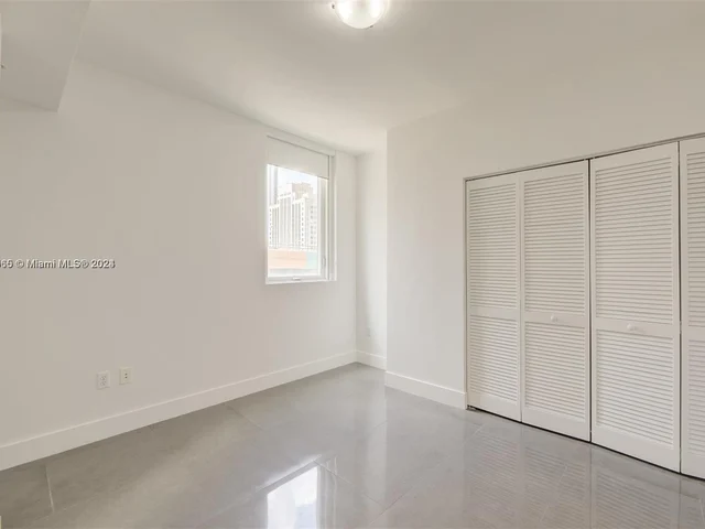 253 NE 2nd St # 510, Miami FL 33132