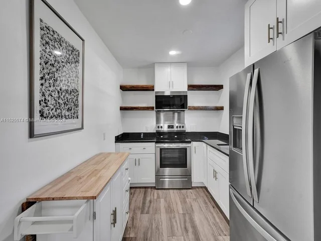 6334 SW 35th St, Miami FL 33155