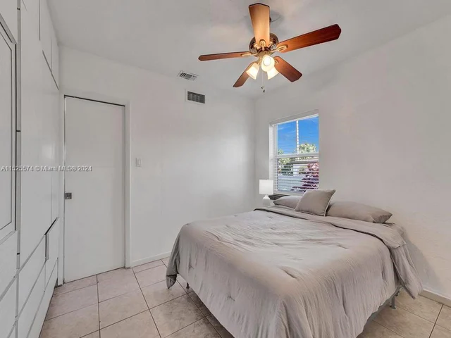 6334 SW 35th St, Miami FL 33155