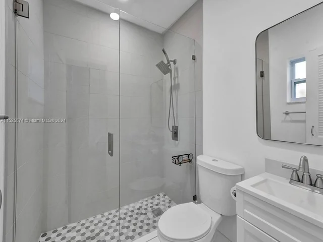 6334 SW 35th St, Miami FL 33155