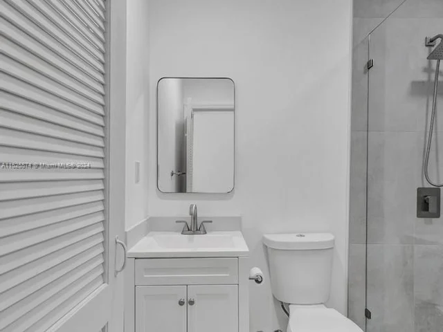 6334 SW 35th St, Miami FL 33155