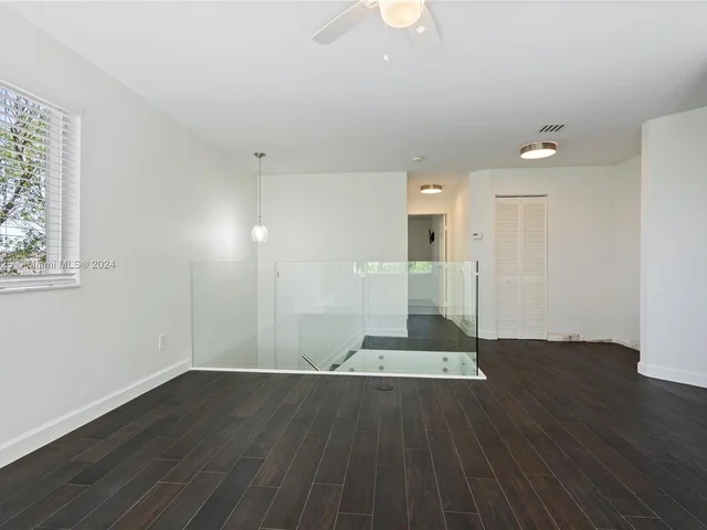 11650 NW 67 ter # 11650, Doral FL 33178