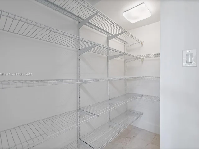 11650 NW 67 ter # 11650, Doral FL 33178