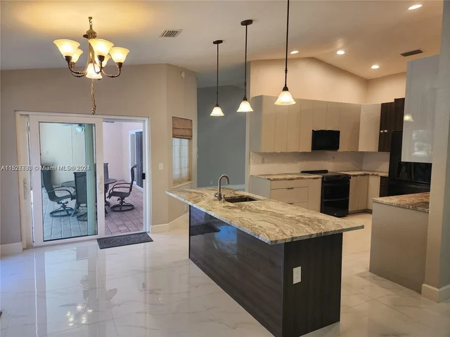 1794 NW 112th Ter # 1, Coral Springs FL 33071