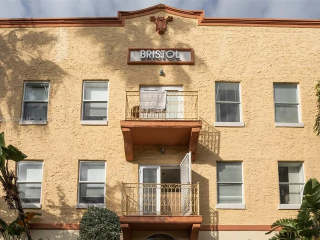 1350 Pennsylvania Ave # 104, Miami Beach FL 33139