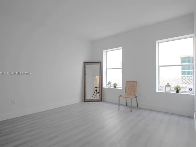 1350 Pennsylvania Ave # 104, Miami Beach FL 33139