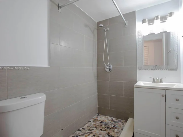 1350 Pennsylvania Ave # 104, Miami Beach FL 33139