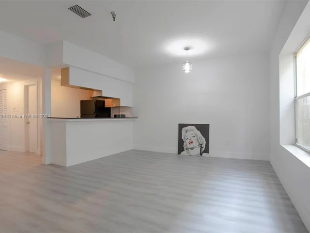 1350 Pennsylvania Ave # 104, Miami Beach FL 33139