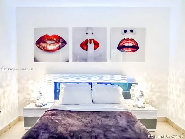 465 Brickell Ave # 5704, Miami FL 33131