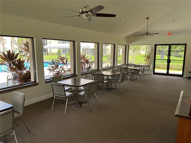 1830 Sabal Palm Dr # 406, Davie FL 33324