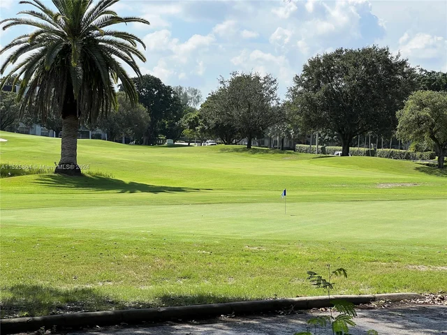 1830 Sabal Palm Dr # 406, Davie FL 33324