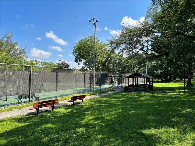 1830 Sabal Palm Dr # 406, Davie FL 33324