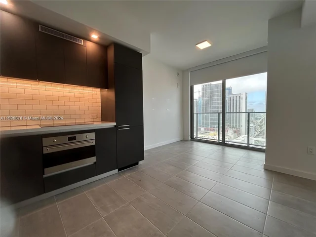 227 NE 2nd Street # 3008, Miami FL 33132