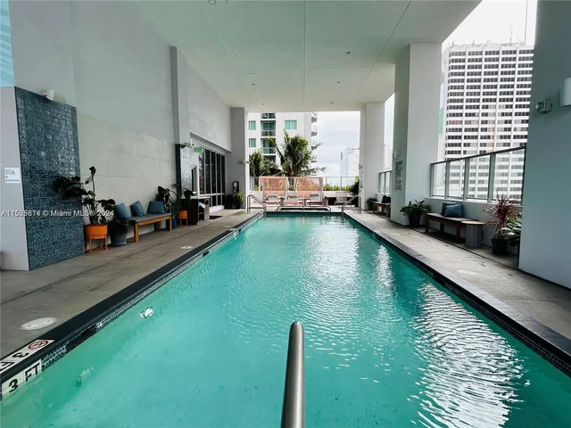 227 NE 2nd Street # 3008, Miami FL 33132