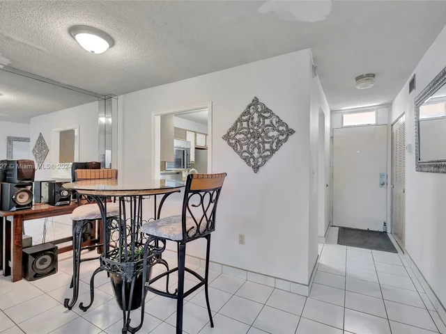 3551 NE 169th St # 100, North Miami Beach FL 33160