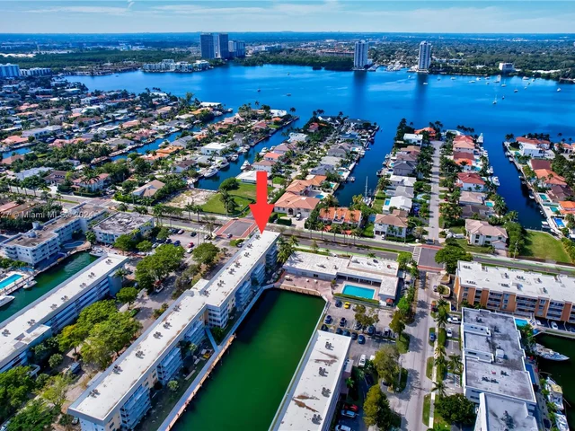 3551 NE 169th St # 100, North Miami Beach FL 33160