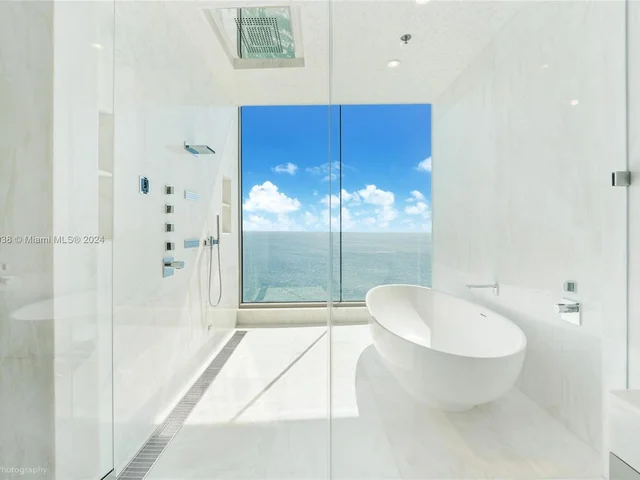 17975 collins ave # 3302, Sunny Isles Beach FL 33160