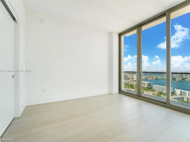 17975 collins ave # 3302, Sunny Isles Beach FL 33160