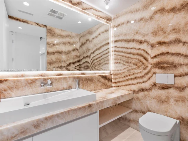 17975 collins ave # 3302, Sunny Isles Beach FL 33160