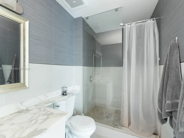 234 NE 3rd St # 1502, Miami FL 33132