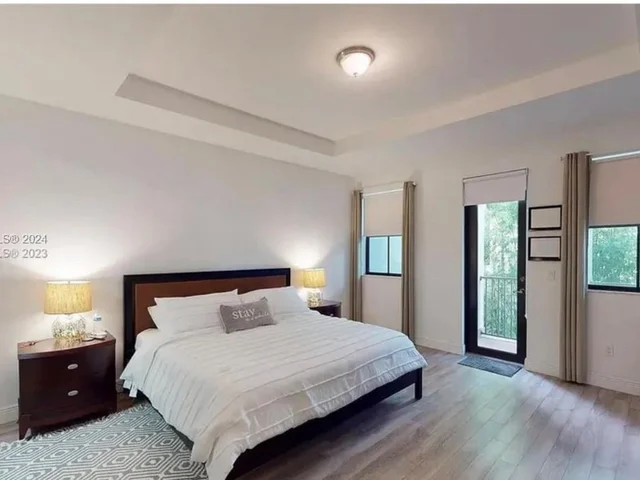 5220 NW 83rd Ct # 0, Doral FL 33166