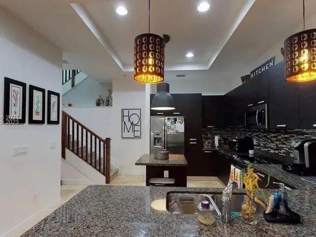 5220 NW 83rd Ct # 0, Doral FL 33166