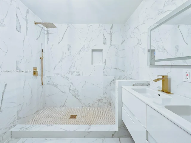 528 Sevilla Ave, Coral Gables FL 33134