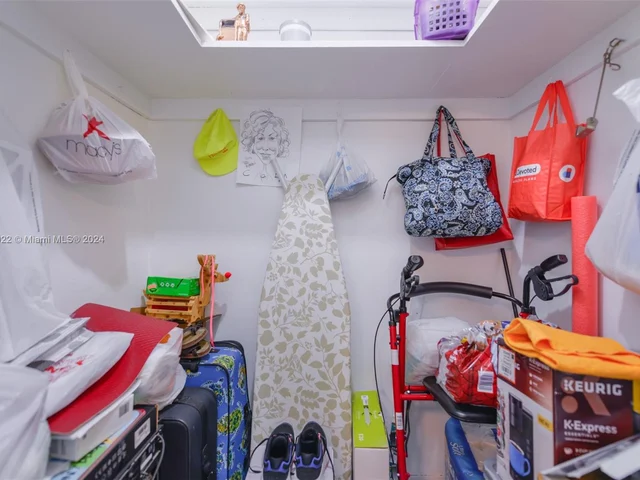 1865 NE 79th St Cswy # 5M, North Bay Village FL 33141