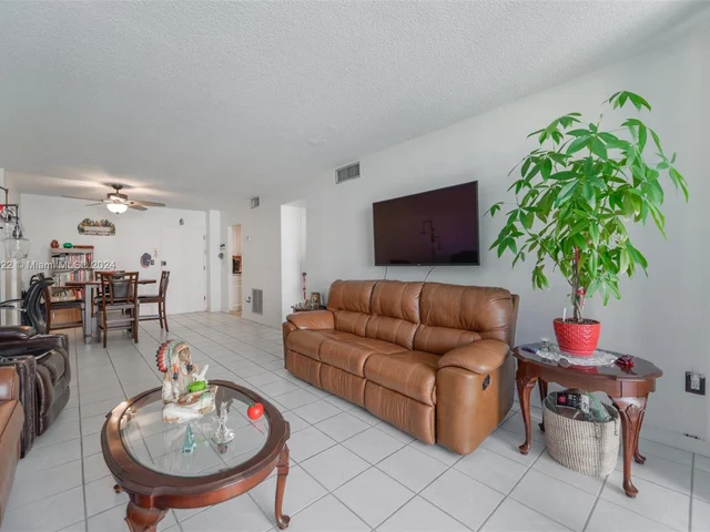 1865 NE 79th St Cswy # 5M, North Bay Village FL 33141