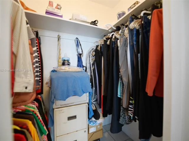 1865 NE 79th St Cswy # 5M, North Bay Village FL 33141