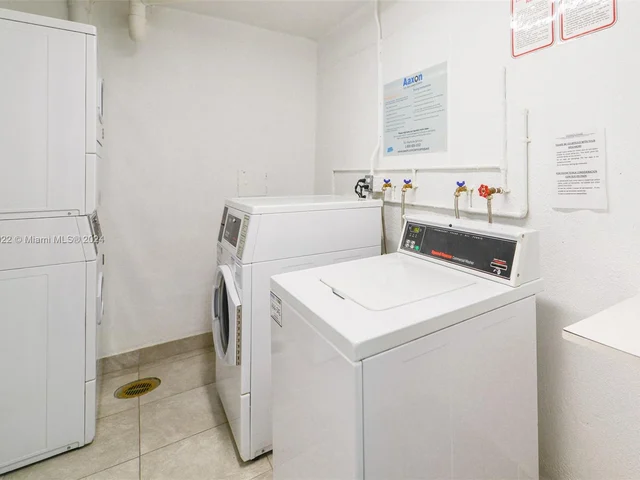 1865 NE 79th St Cswy # 5M, North Bay Village FL 33141