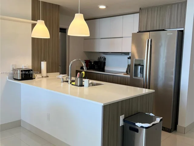 600 NE 27th St # 1902, Miami FL 33137