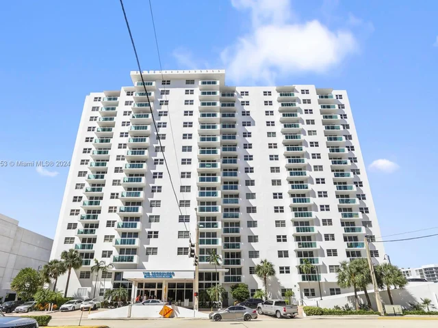 3000 S Ocean Dr # 1110, Hollywood FL 33019