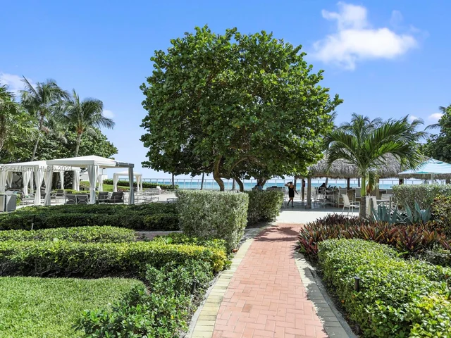 3000 S Ocean Dr # 1110, Hollywood FL 33019