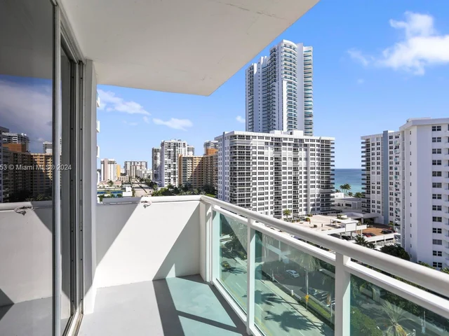 3000 S Ocean Dr # 1110, Hollywood FL 33019