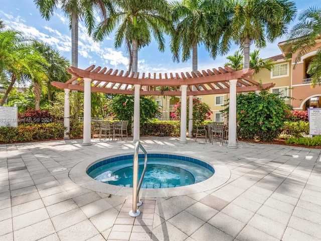 6434 Emerald Dunes Dr # 202, West Palm Beach FL 33411