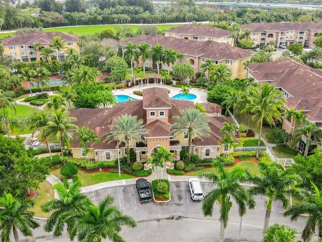 6434 Emerald Dunes Dr # 202, West Palm Beach FL 33411