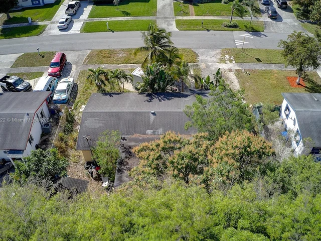 1220 SW 6 TERR, Deerfield Beach FL 33441
