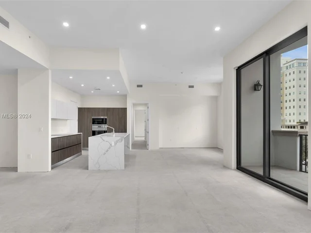 275 Giralda Ave # 6B, Coral Gables FL 33134